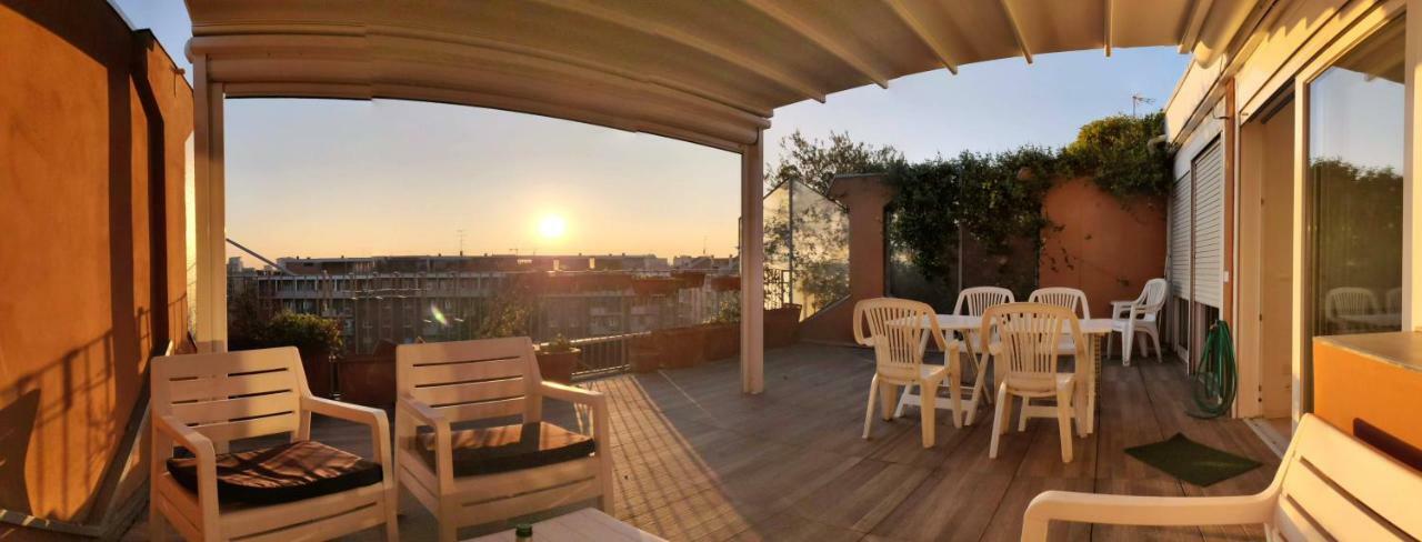 Exclusive Rooftop Apartment With Large Terrace In Solari/Tortona Милано Екстериор снимка